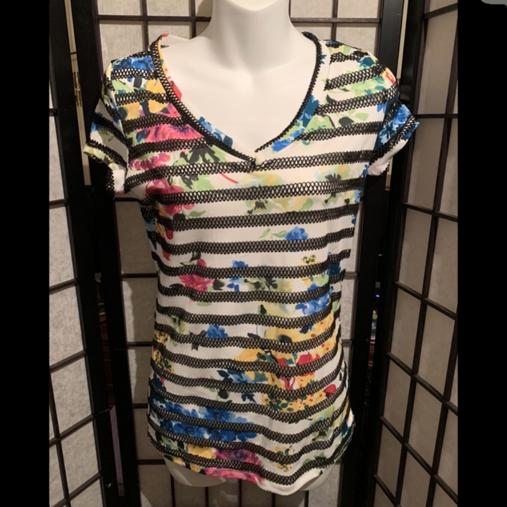 Short sleeve shirt